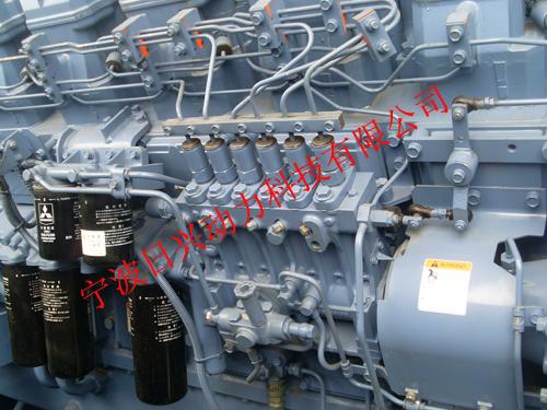 檢測三菱S6R柴油發(fā)動機潤滑油濾清器