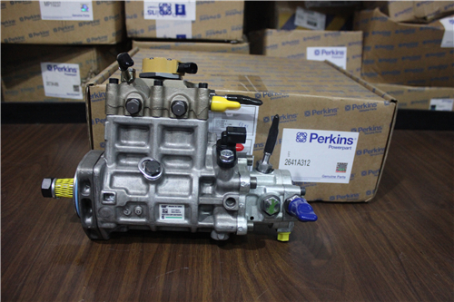 珀金斯1104柴油機2645 K015R噴油器、2644 N204燃油泵