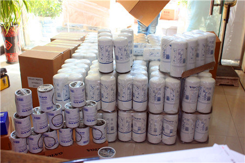 沃爾沃柴油機(jī)機(jī)機(jī)油濾芯多少錢