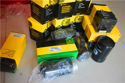 約翰迪爾4045發動機配件：選擇與維護